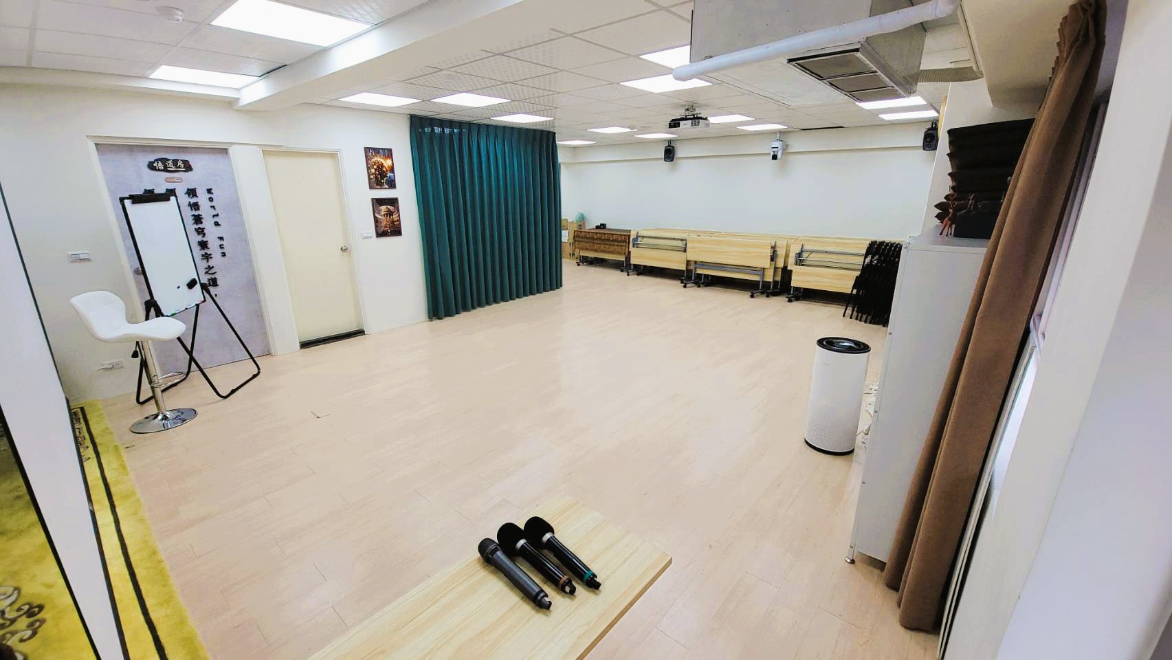 教室內實景拍攝